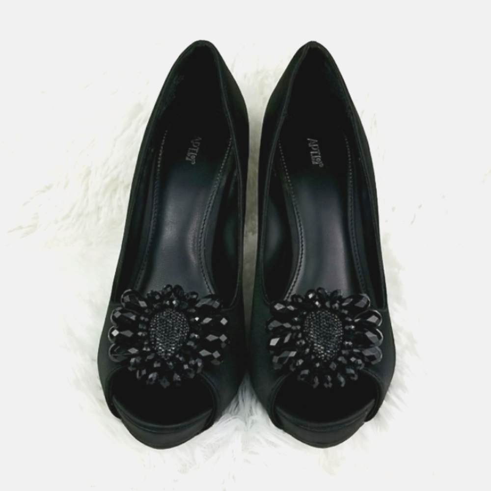 Apt. 9 Aparden Satin Peep Toe Heels